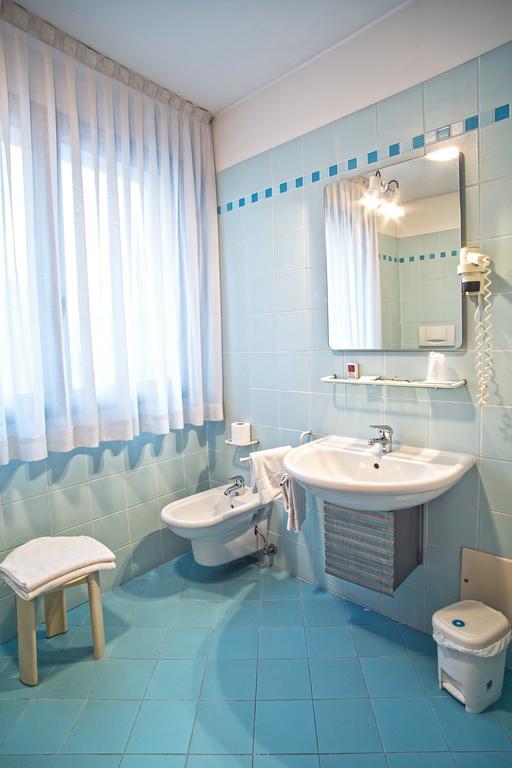 Albergo Centrale Trebaseleghe Ngoại thất bức ảnh